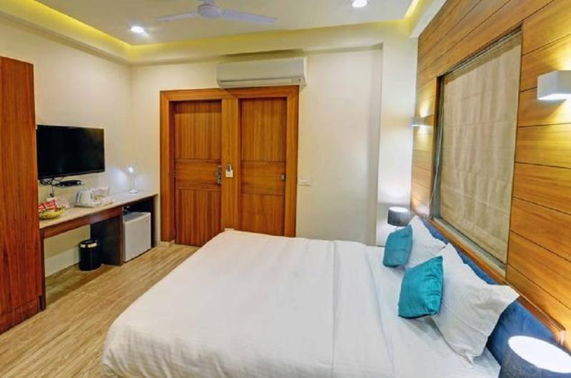 Fabhotel Kyra - Near Airport Road Ahmedabad Bagian luar foto